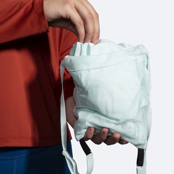 Brooks Canopy Jacket. Ice Blue. Size XSmall. EUC. - Picture 7 of 16